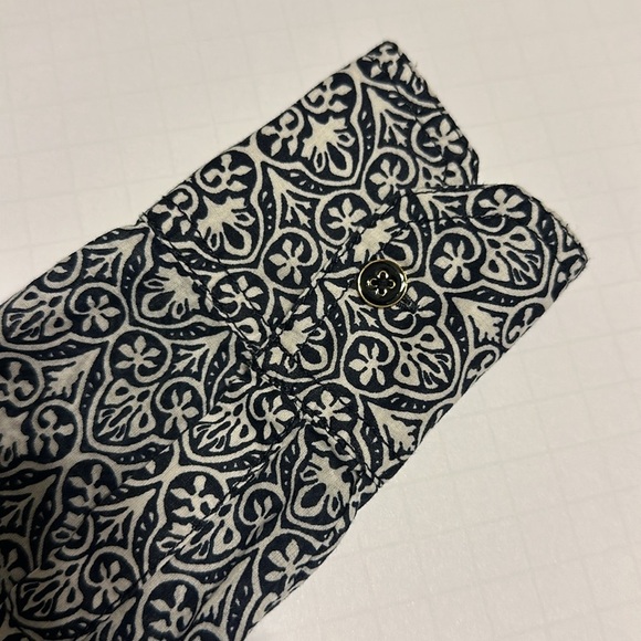 Tory Burch navy blue/white button down blouse size 2 - Picture 6 of 6